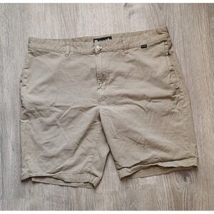 Travis Matthew Tan Shorts Mens‎ Size 40